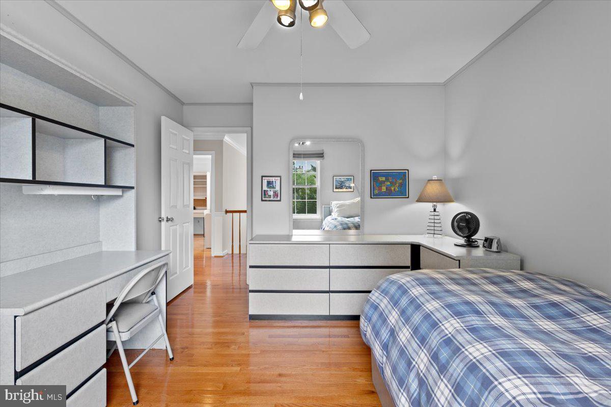 1587 Kingstream Circle Herndon, VA 20170 - Photo 39 of 65