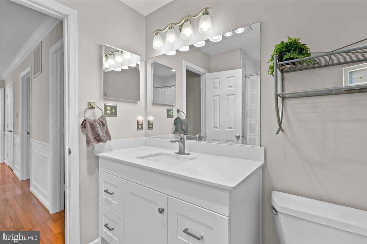 1587 Kingstream Circle Herndon, VA 20170 - Photo 43 of 65