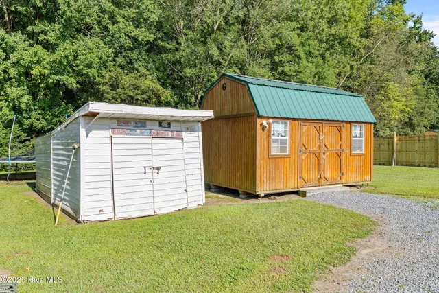 $235,000 | 88 Holiday Lane, Newton Grove, NC 28366