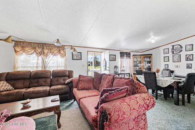 $235,000 | 88 Holiday Lane, Newton Grove, NC 28366