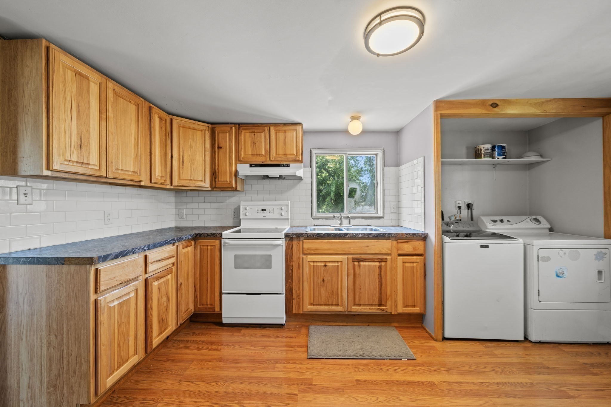 52 Forest Park Road Woburn, MA 01801 - Photo 17 of 33 Gallery Image 17