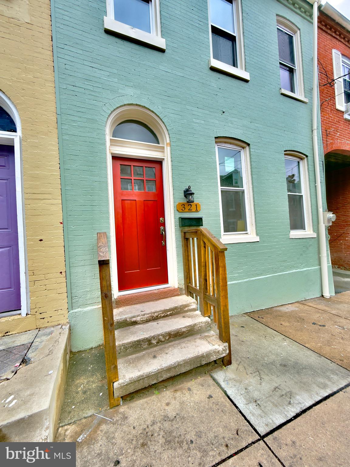 321 Beaver Street Lancaster, PA 17603 - Photo 2 of 26