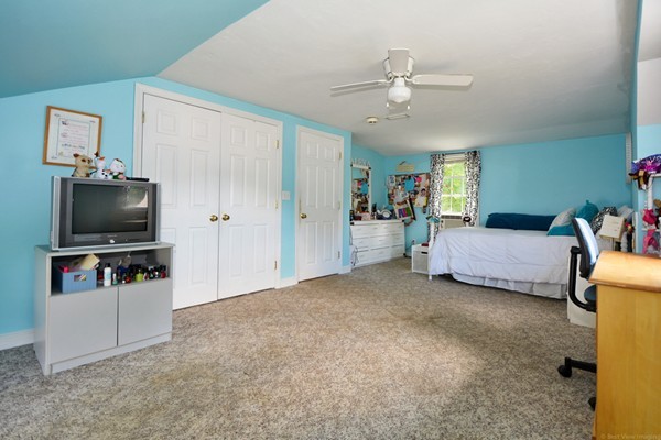88 Northgate Road Northborough, MA 01532 - Photo 11 of 29 Gallery Image 11
