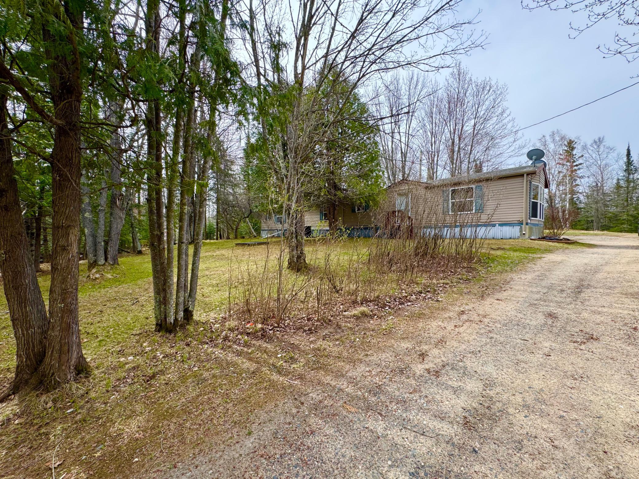 27135 Trout Lake Road Bovey, MN 55709 - Photo 4 of 37