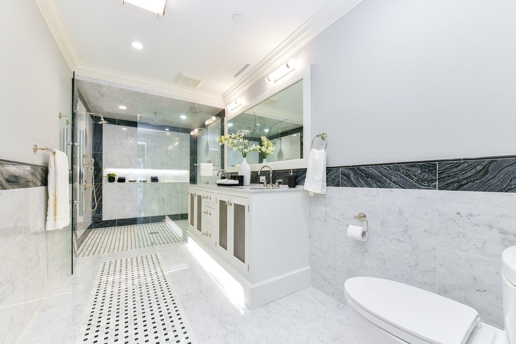 52 Beacon Street, Unit PH Boston, MA 02108 - Photo 13 of 29