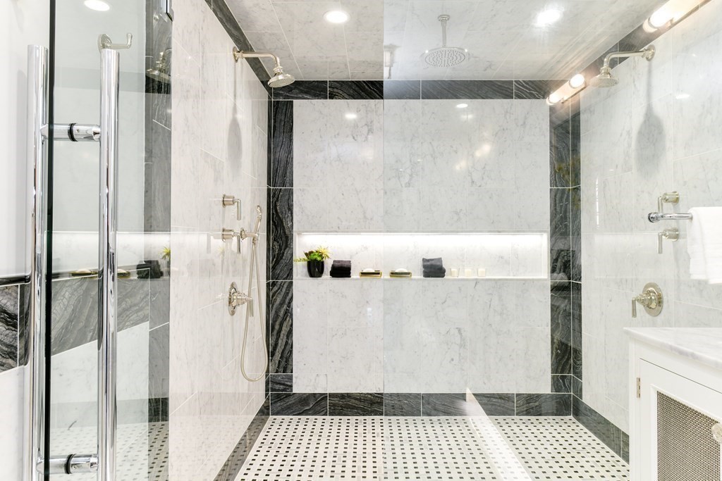 52 Beacon Street, Unit PH Boston, MA 02108 - Photo 15 of 29