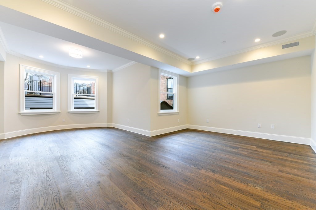 52 Beacon Street, Unit PH Boston, MA 02108 - Photo 16 of 29