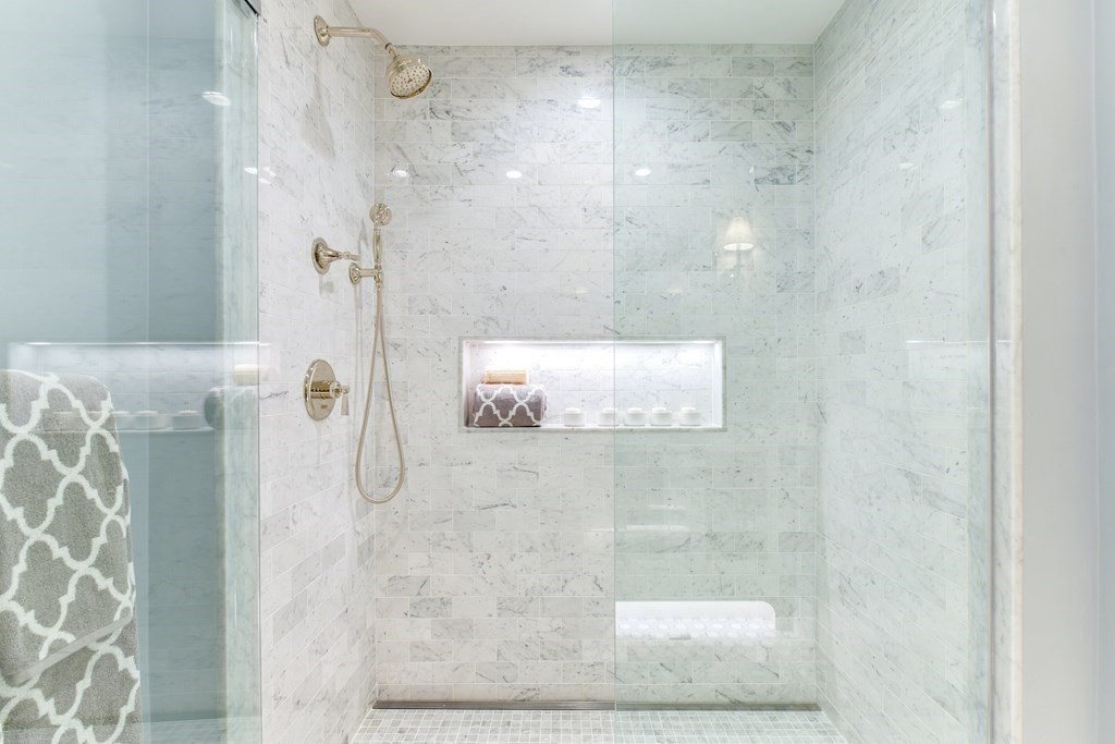 52 Beacon Street, Unit PH Boston, MA 02108 - Photo 18 of 29