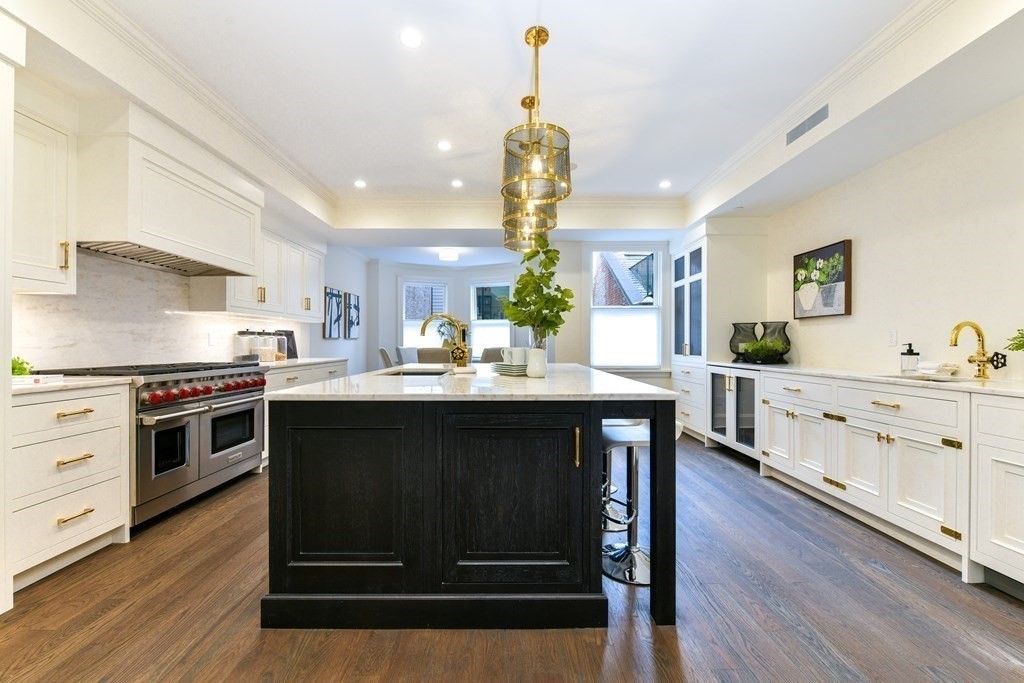 52 Beacon Street, Unit PH Boston, MA 02108 - Photo 6 of 29