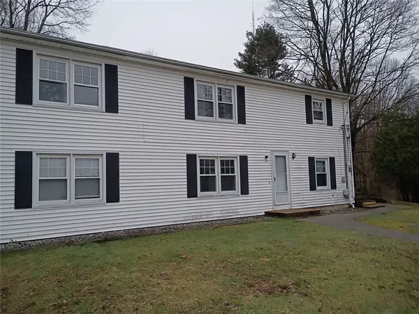 $2,100 | 12 Monson Street, Unit 2A, Johnston, RI 02919