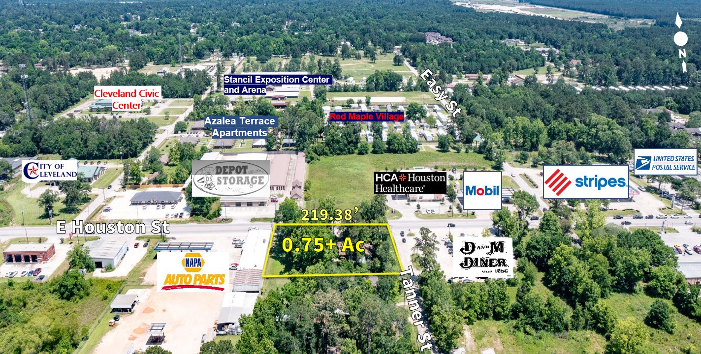 102 Tanner Street Liberty, TX 77575 - Photo 2 of 8