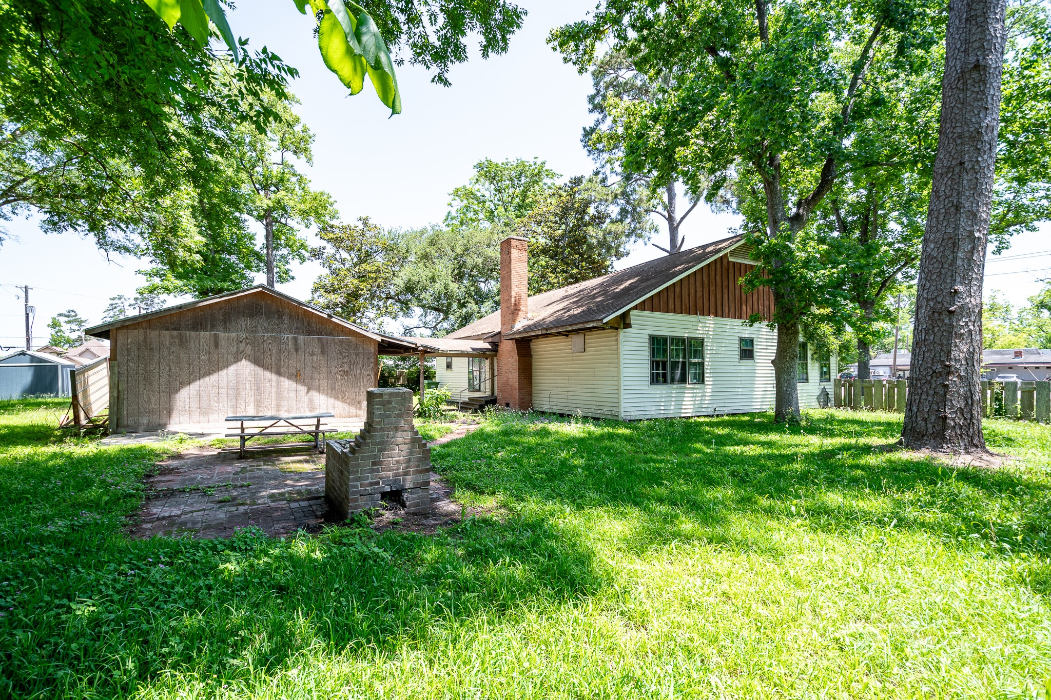 102 Tanner Street Liberty, TX 77575 - Photo 6 of 8