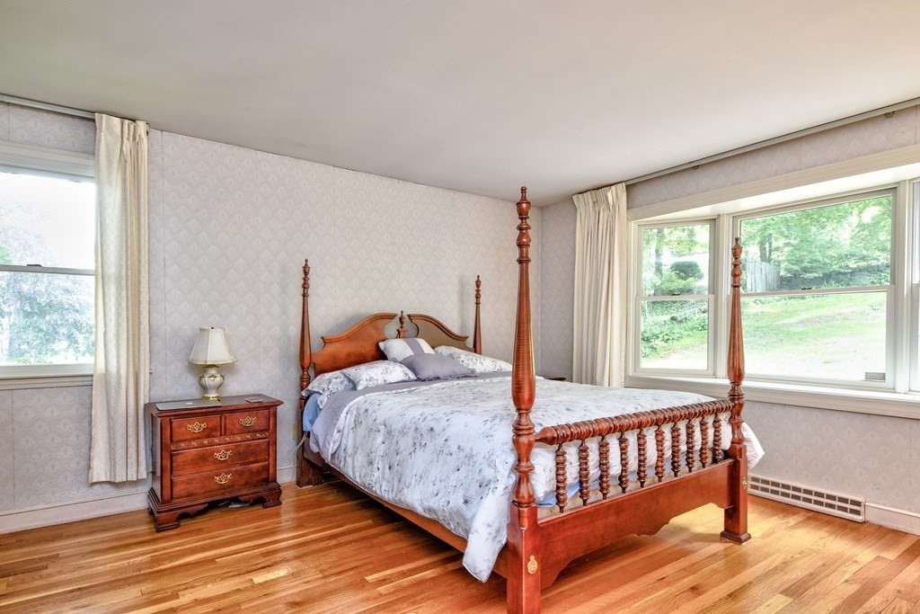 22 Heckle Street Wellesley, MA 02481 - Photo 17 of 32 Gallery Image 17