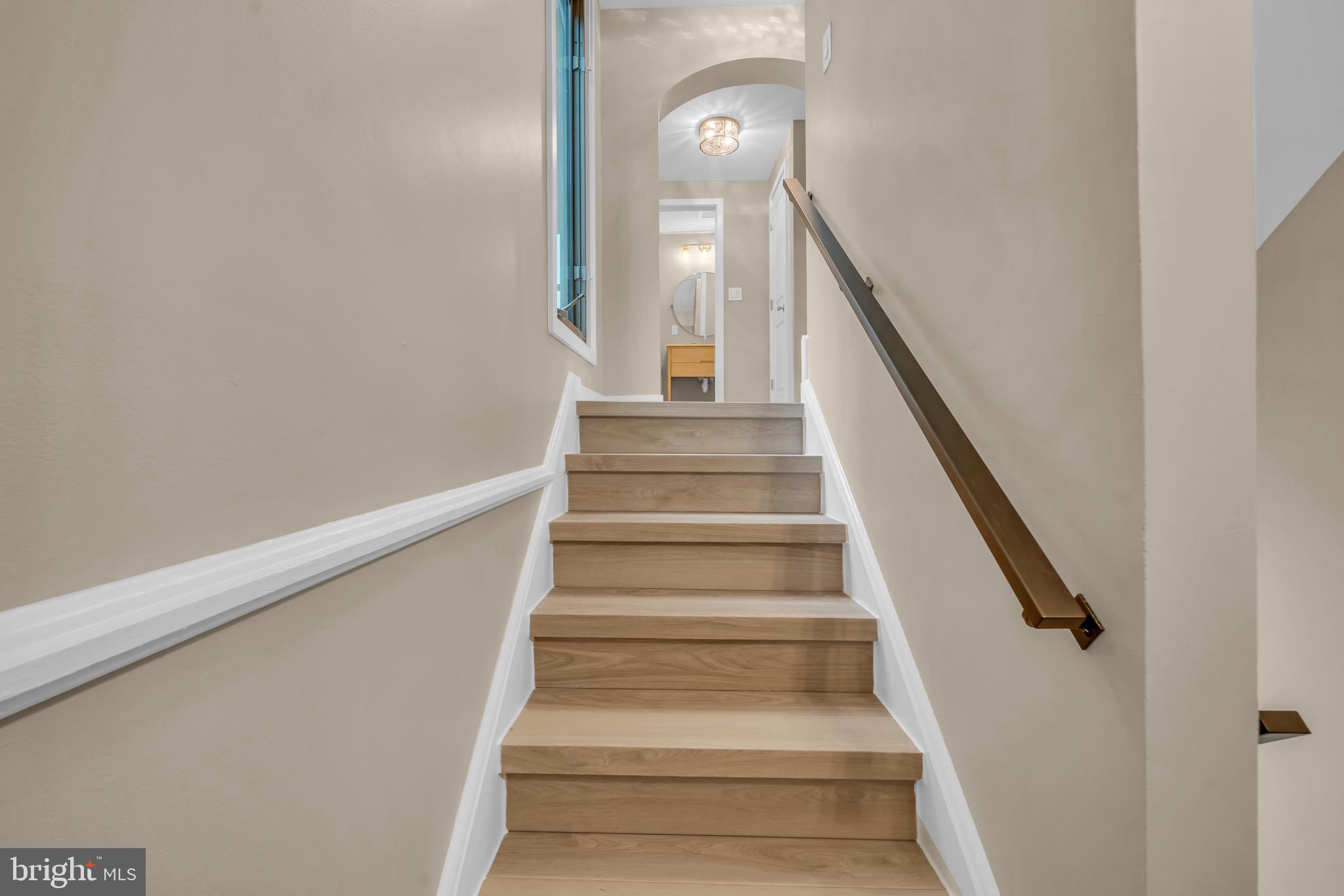 1806 North Shore Court Reston, VA 20190 - Photo 22 of 58 Stairs to top floor