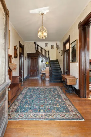 $425,000 | 318 West Jefferson Street, Pulaski, TN 38478