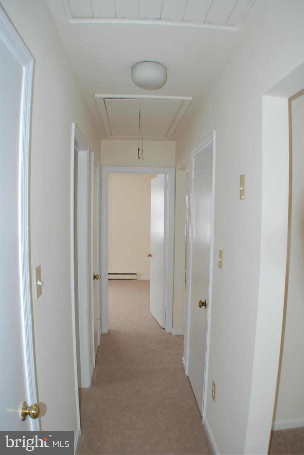 721 Moose Road Berryville, VA 22611 - Photo 13 of 30 Main floor hallway,Home has whole house fan