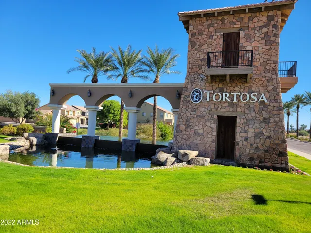 $1,750 | 36641 West San Capistrano Avenue, Maricopa, AZ 85138