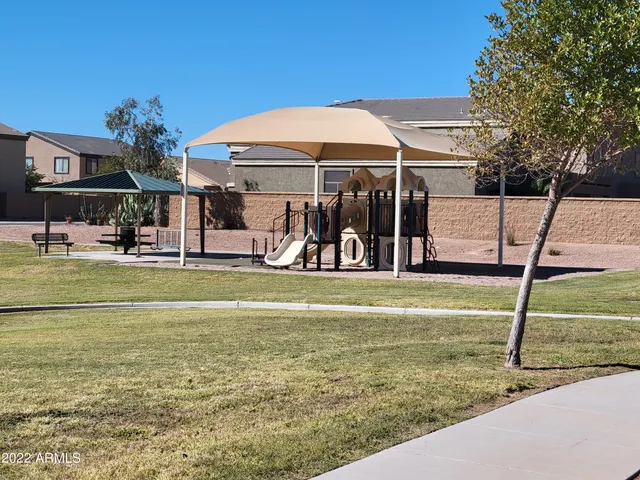 $1,750 | 36641 West San Capistrano Avenue, Maricopa, AZ 85138