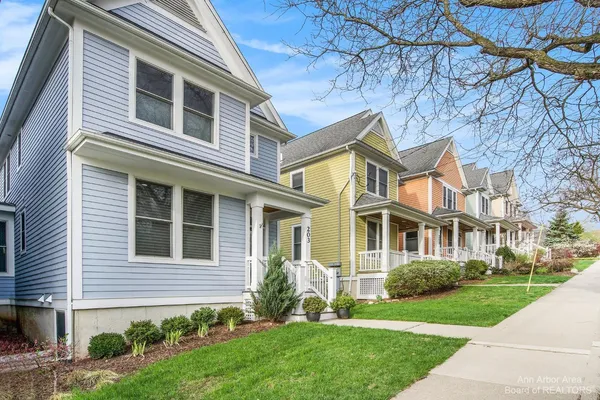 $5,375 | 203 West Summit Street, Ann Arbor, MI 48103