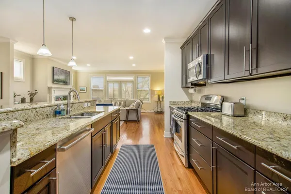 $5,375 | 203 West Summit Street, Ann Arbor, MI 48103