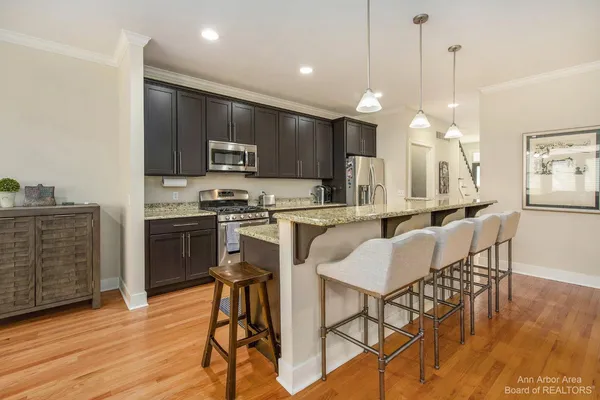 $5,375 | 203 West Summit Street, Ann Arbor, MI 48103