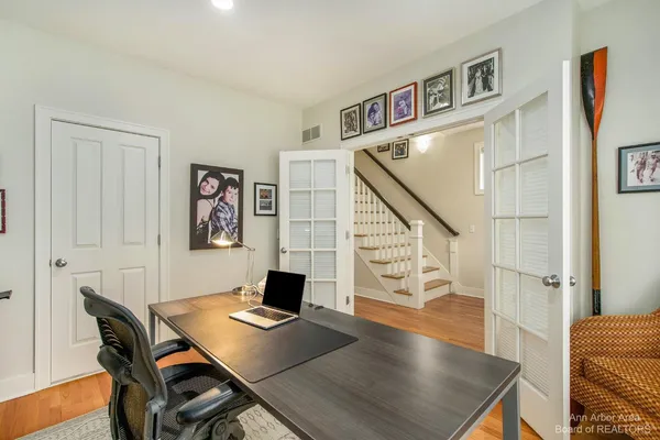 $5,375 | 203 West Summit Street, Ann Arbor, MI 48103