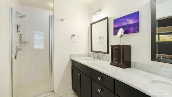 $5,375 | 203 West Summit Street, Ann Arbor, MI 48103