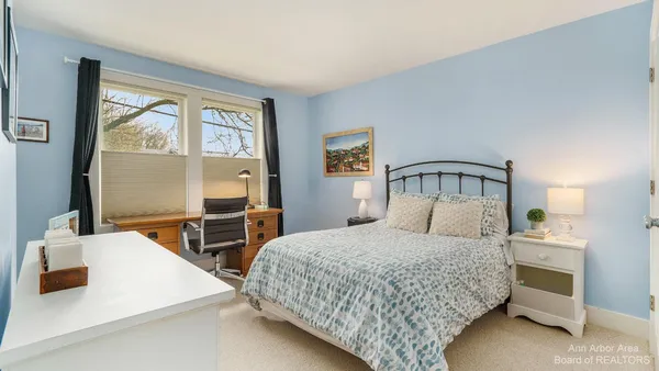 $5,375 | 203 West Summit Street, Ann Arbor, MI 48103