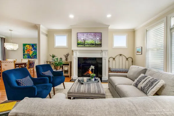 $5,375 | 203 West Summit Street, Ann Arbor, MI 48103