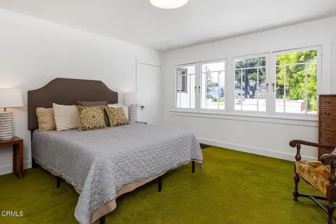 $1,595,000 | 1045 New York Drive, Altadena, CA 91001