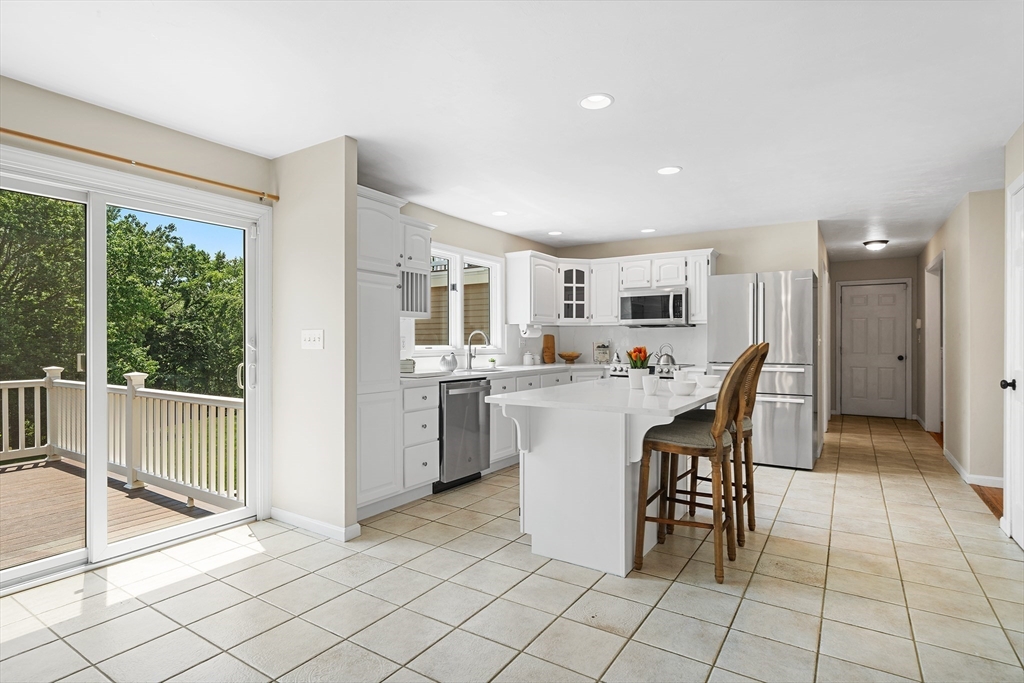 173 Chace Hill Road Sterling, MA 01564 - Photo 7 of 37 Gallery Image 7