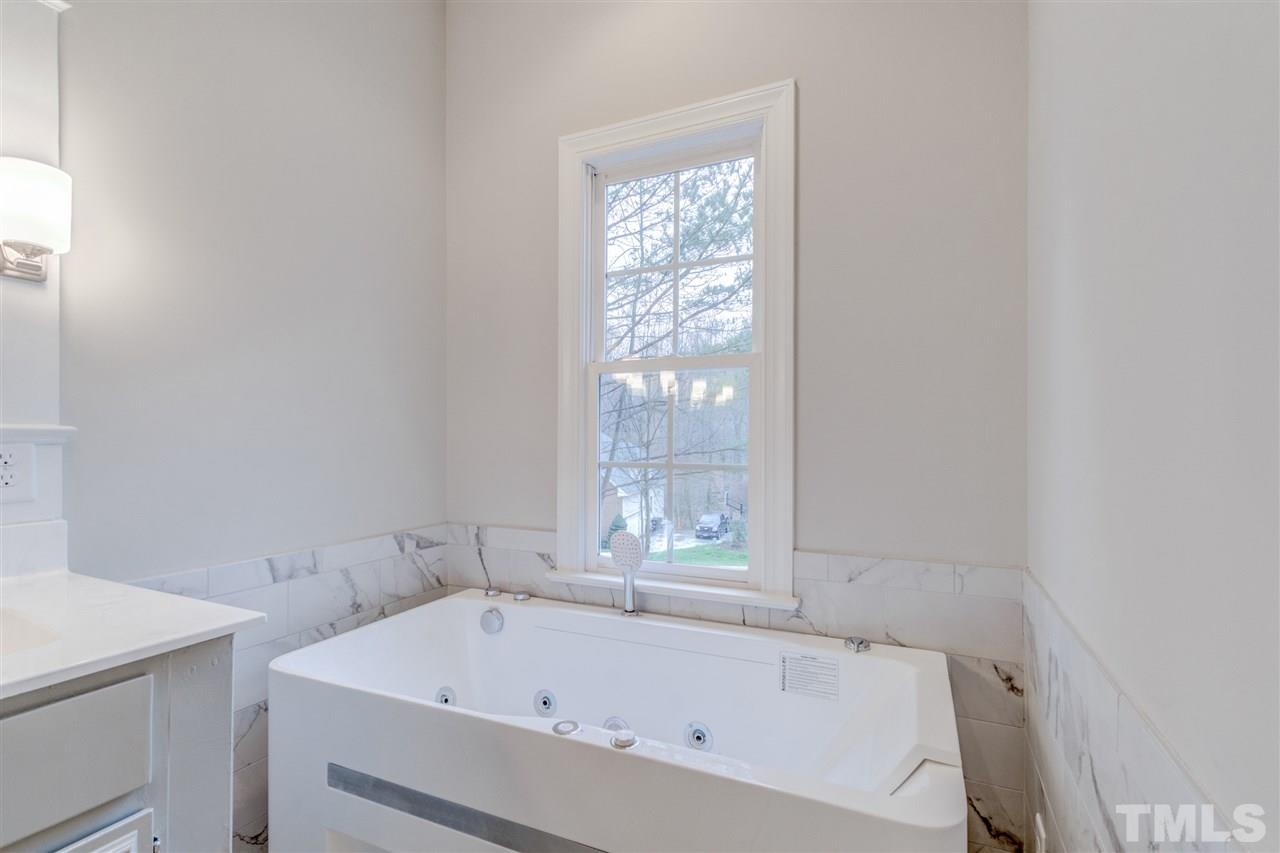 5013 Bartons Enclave Lane Raleigh, NC 27613 - Photo 22 of 30