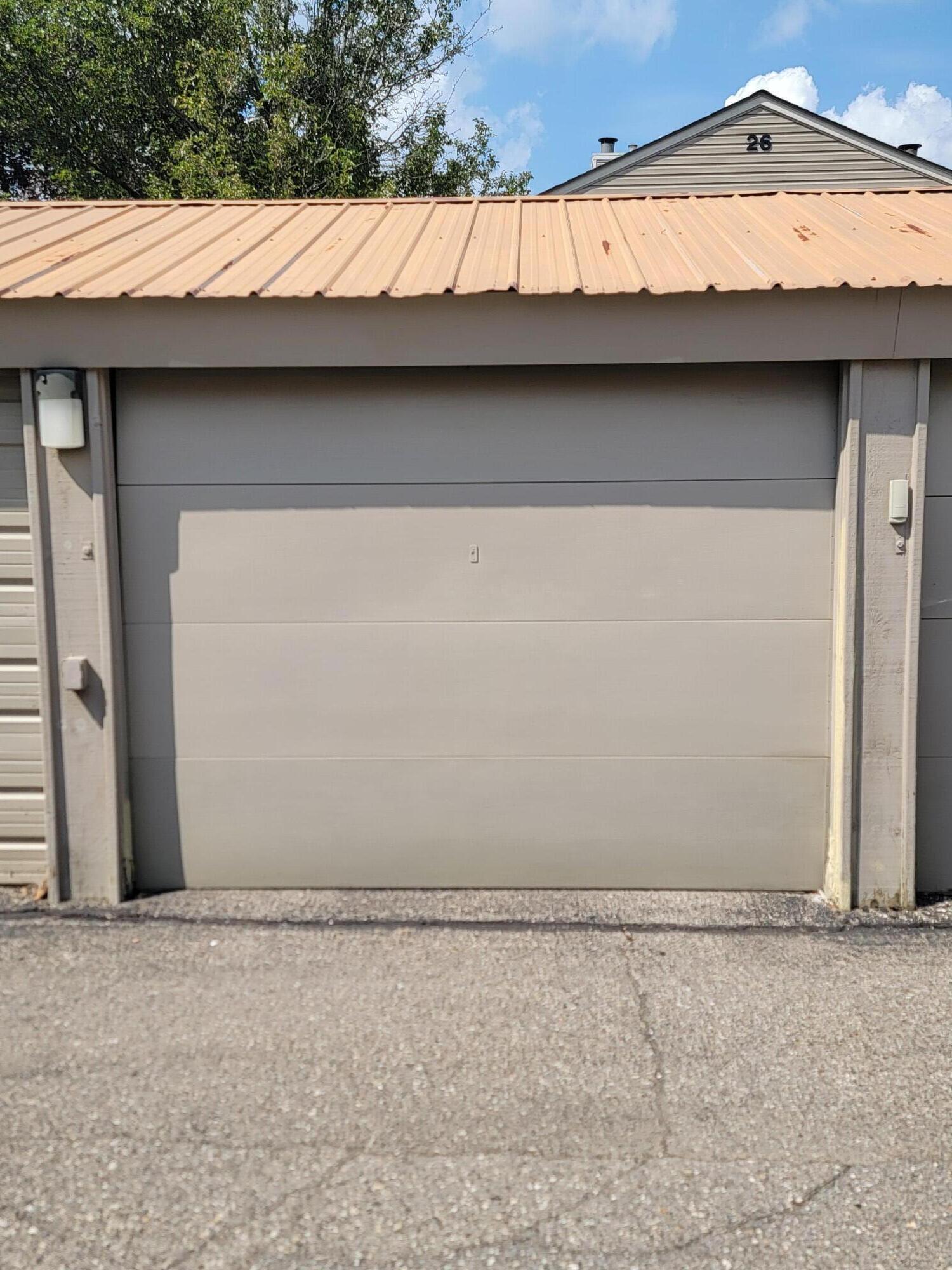 22363 Peach Tree Novi, MI 48375 - Photo 15 of 22 garage