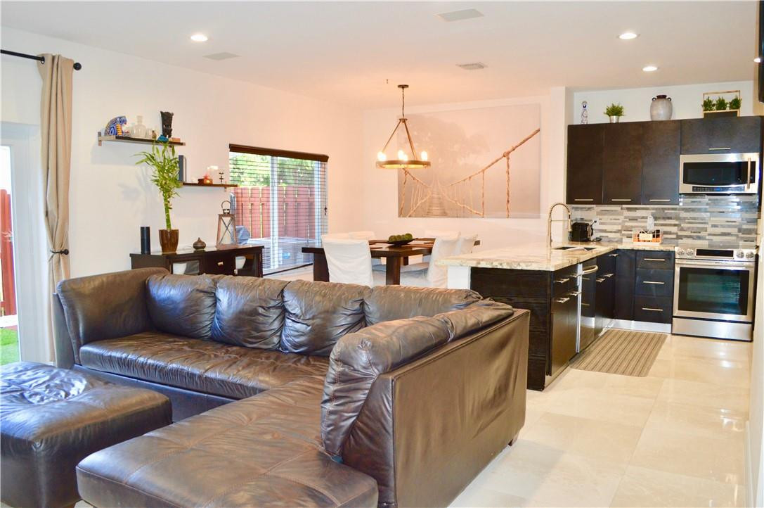 5412 Pointe Villa Drive, Unit 5412 Lighthouse Point, FL 33064 - Photo 13 of 47 Photo 13