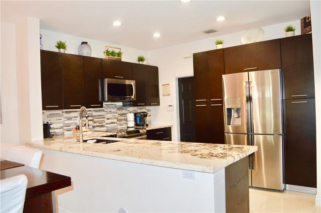 5412 Pointe Villa Drive, Unit 5412 Lighthouse Point, FL 33064 - Photo 17 of 47 Photo 17