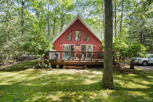 $474,900 | 16 Canal Road, Wurtsboro, NY 12790