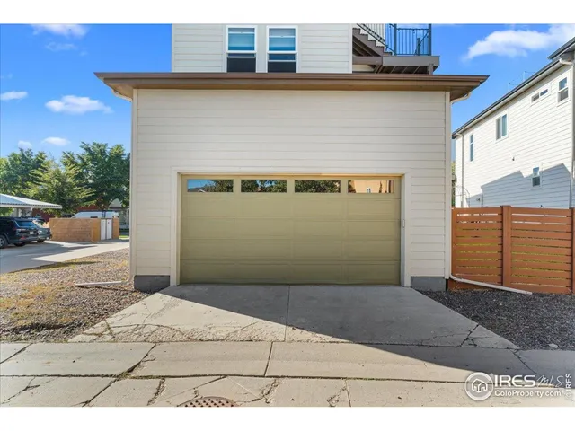 a view of a car garage