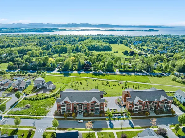 $1,000,000 | 96 Aiken Street, Unit 304, South Burlington, VT 05403