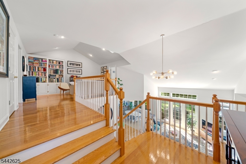 8 Hurlingham Club Road Far Hills, NJ 07931 - Photo 16 of 26