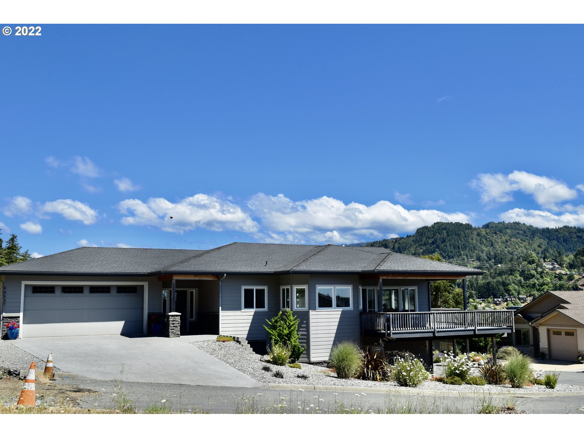 94537 Hume Road Gold Beach, OR 97444 - Photo 25 of 26 Gallery Image 25