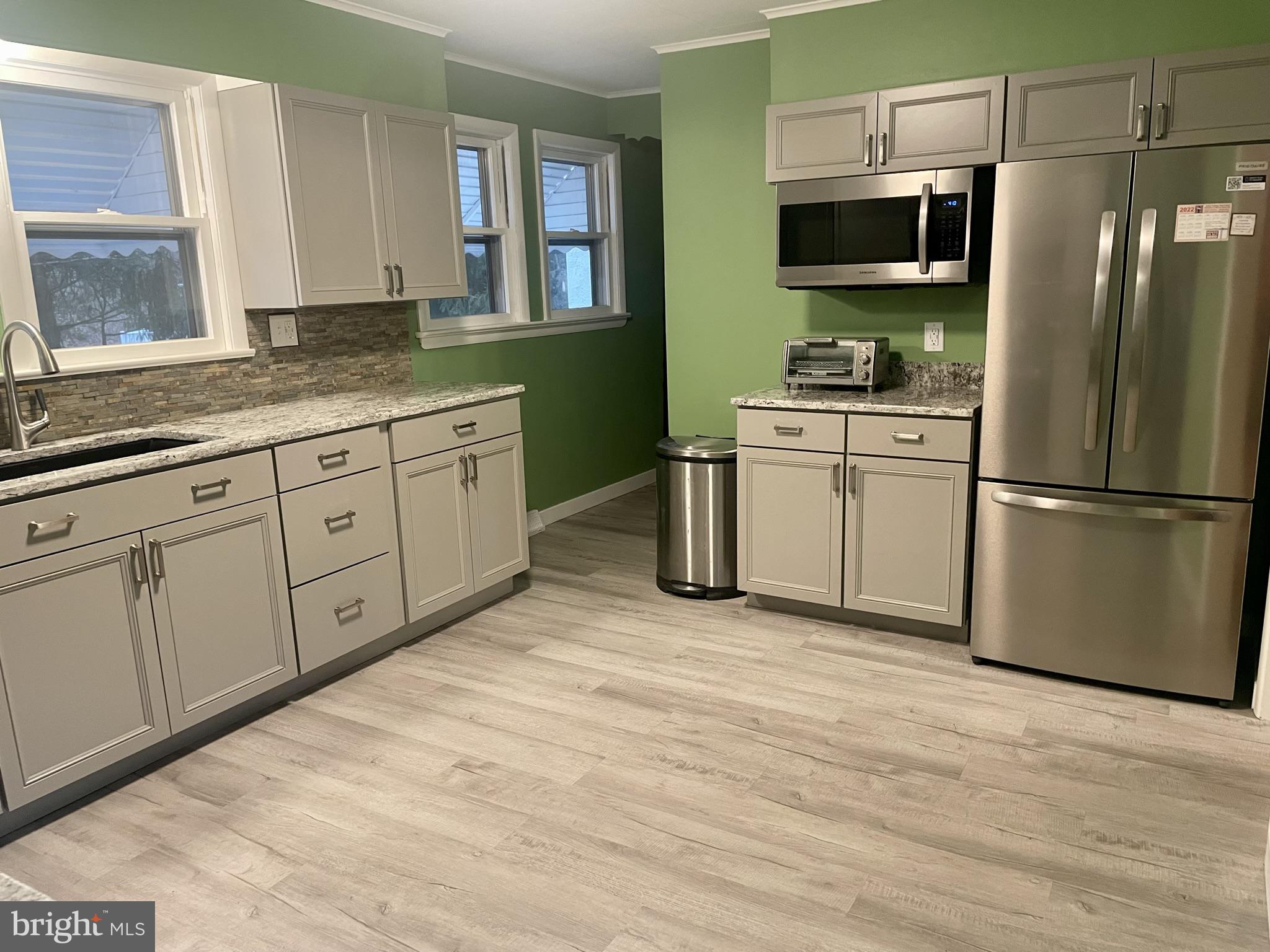161 Gallagherville Road Downingtown, PA 19335 - Photo 4 of 21 kitchen -stainless steel new appliances