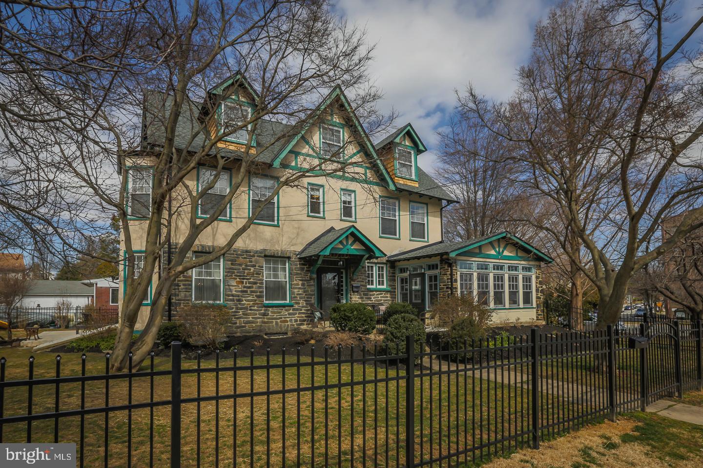 2 Chelten Road Havertown, PA 19083 - Photo 3 of 58