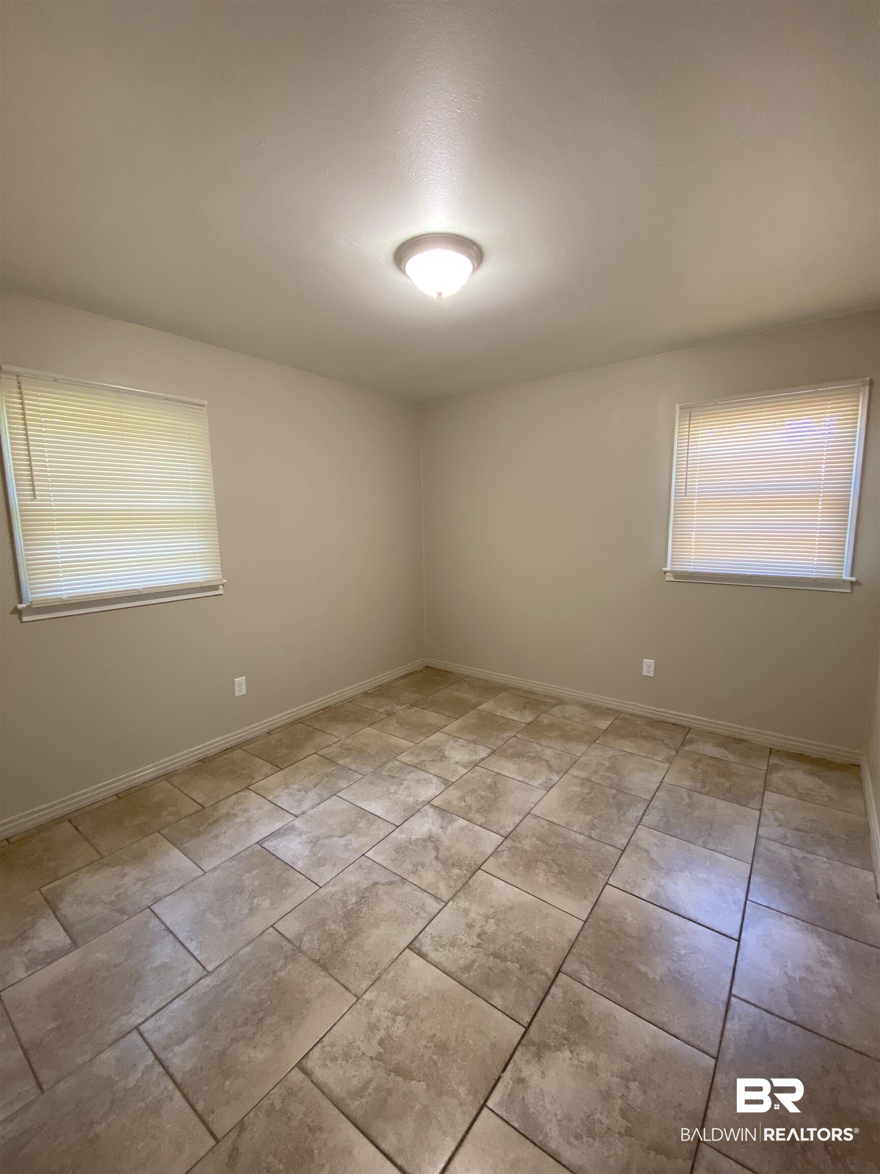 7201 Tangerine Avenue Mobile, AL 36618 - Photo 11 of 15 bedroom 3