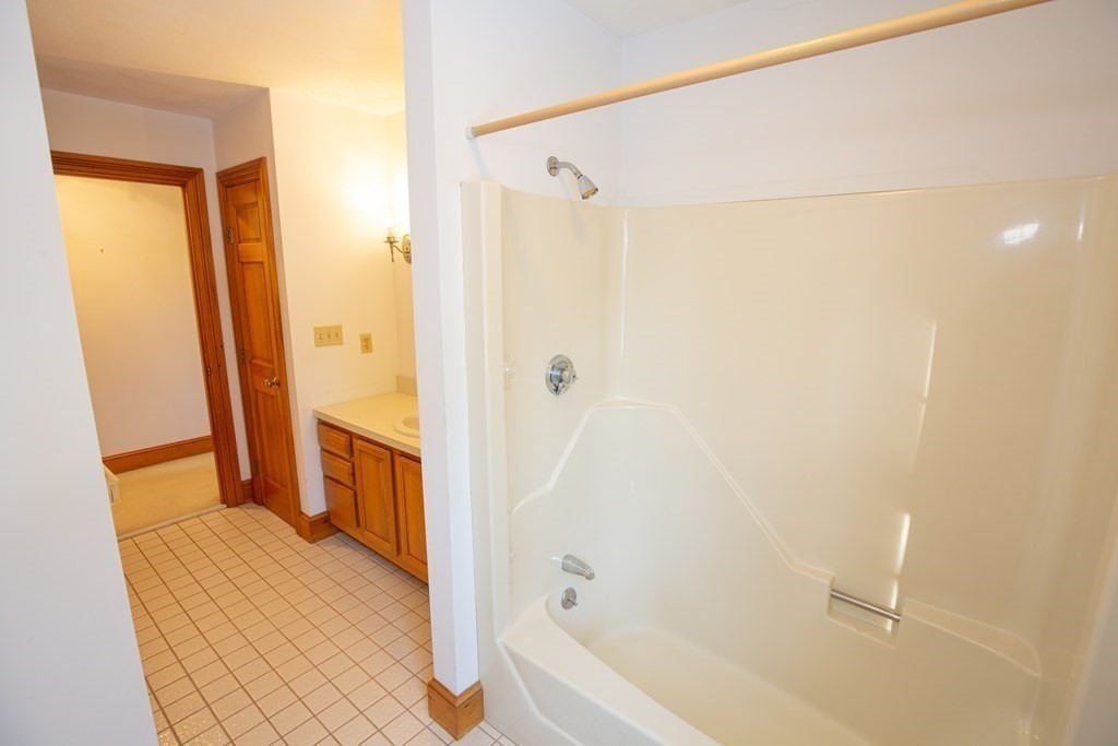 19 Pleasant Valley Road Amesbury, MA 01913 - Photo 27 of 42 Gallery Image 27