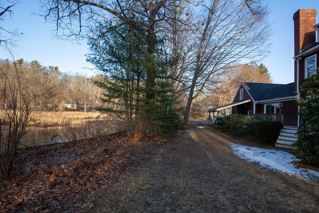 19 Pleasant Valley Road Amesbury, MA 01913 - Photo 37 of 42 Gallery Image 37