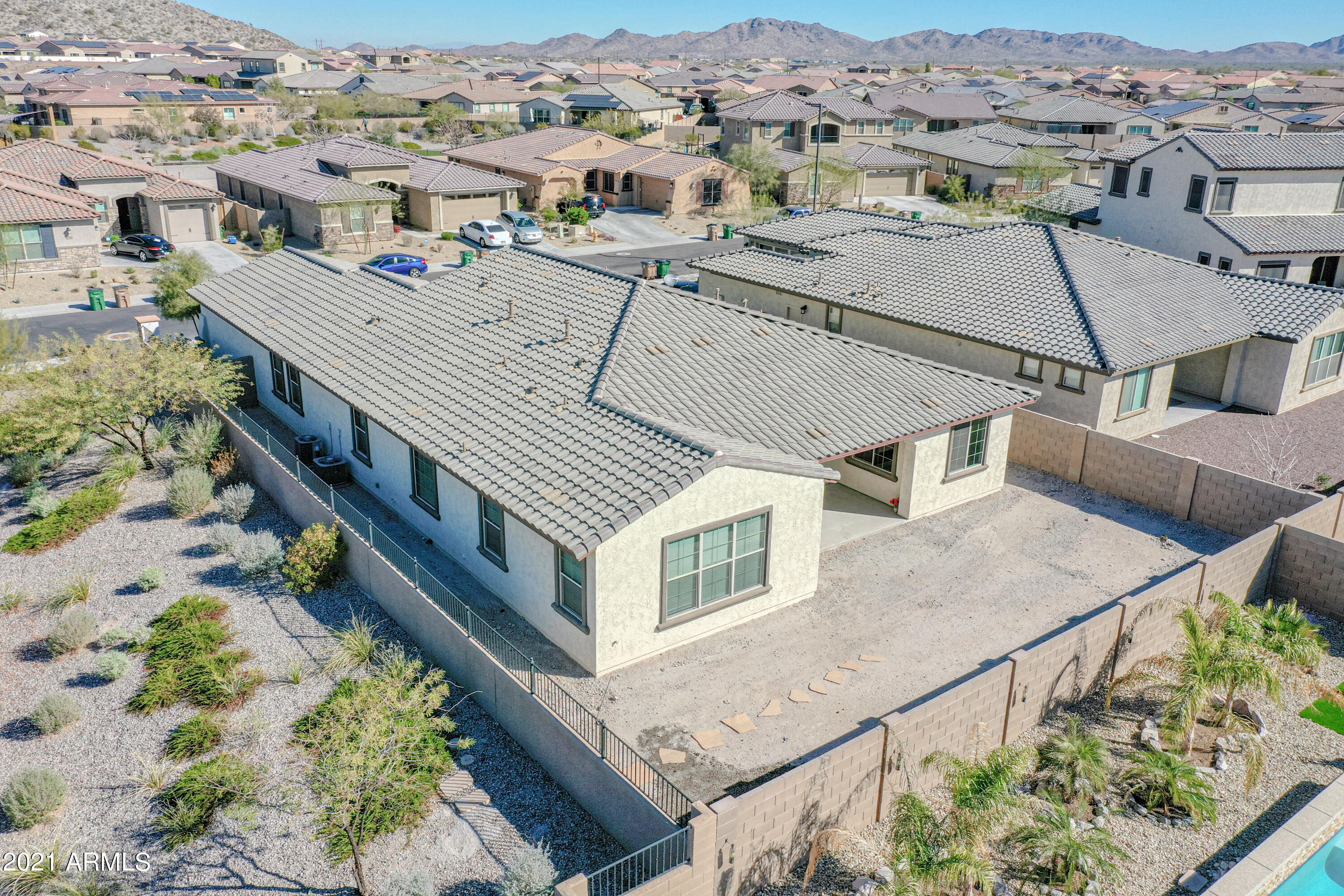 18325 West Raven Road Goodyear, AZ 85338 - Photo 38 of 59 18325 W Raven Rd Goodyear AZ 85338 X-5