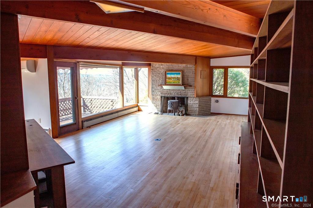 66 Ball Hill Road Mansfield, CT 06268 - Photo 9 of 38 Gallery Image 9