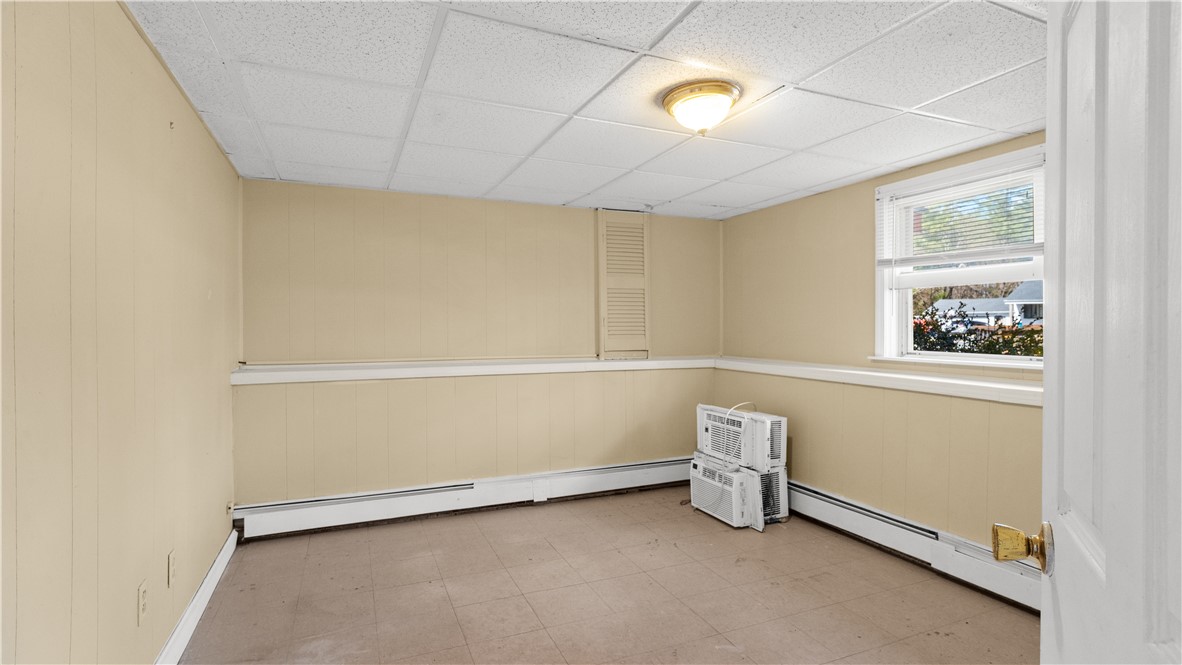 3208 Flat River Road Coventry, RI 02816 - Photo 21 of 32