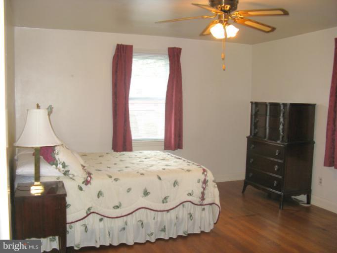 523 Shipley Road Linthicum Heights, MD 21090 - Photo 12 of 16 Bedroom
