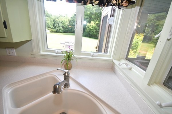 101 High Plain Road Andover, MA 01810 - Photo 5 of 30 Gallery Image 5